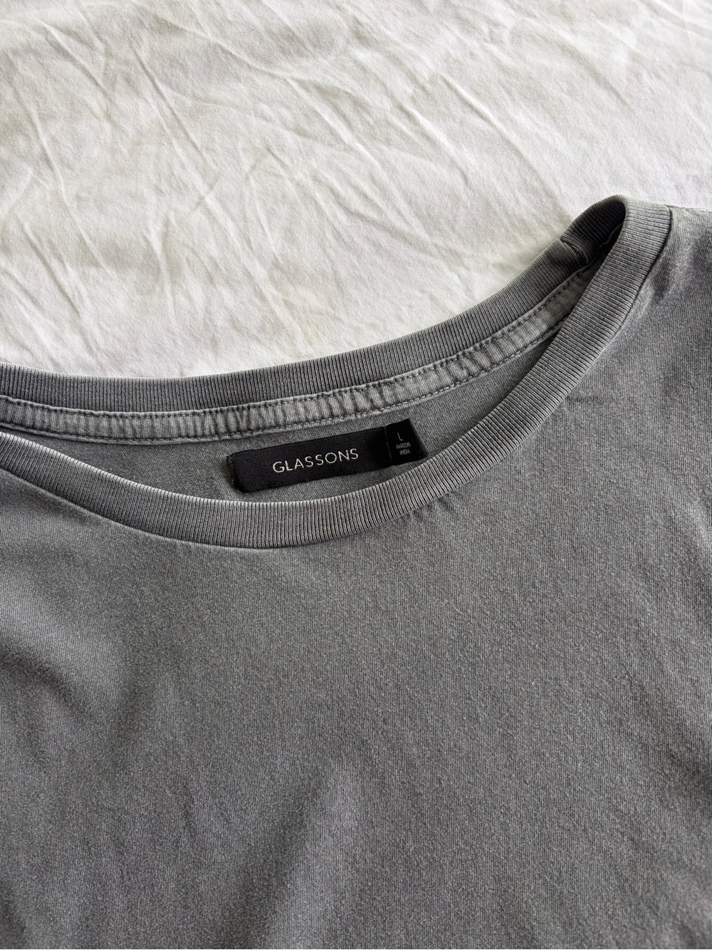 Glassons basic cropped tee - Picture 3 of 6